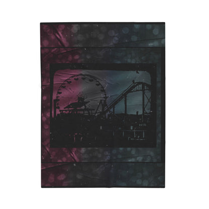 Cozy Velveteen Plush Blanket for Warmth and Comfort, Perfect for Home Decor, Gifts, Family Gatherings, Movie Nights, Winter Holidays